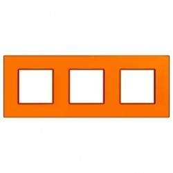Рамка 3 поста Schneider Electric UNICA ХАМЕЛЕОН, оранжевый, MGU4.706.29